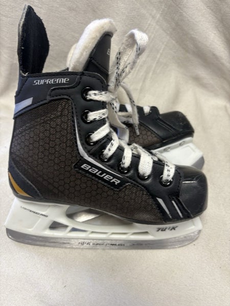 Youth Size 12 Bauer Supreme ONE.4 Ice Hockey Skates Excellent Condition
