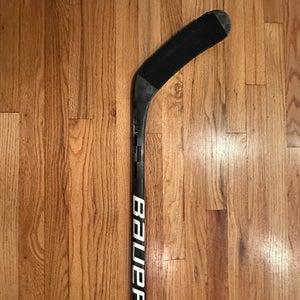 Bauer Vapor Hyperlite Flylite Pro Stock Right Handed Hockey Stick- Seattle Kraken Game Used