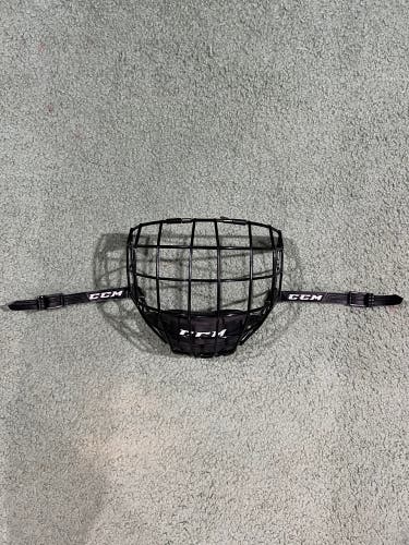 Small Black CCM FM580 Full Cage Size Small (Used)