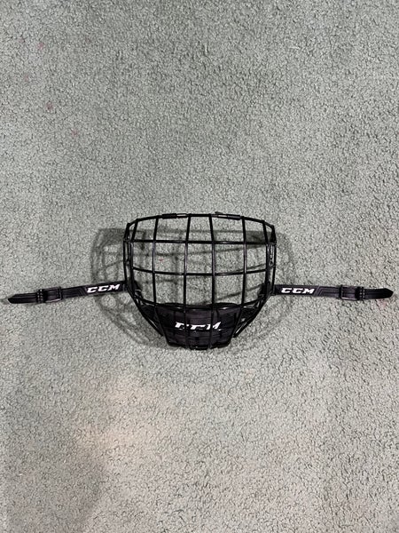 Small Black CCM FM580 Full Cage Size Small (Used)