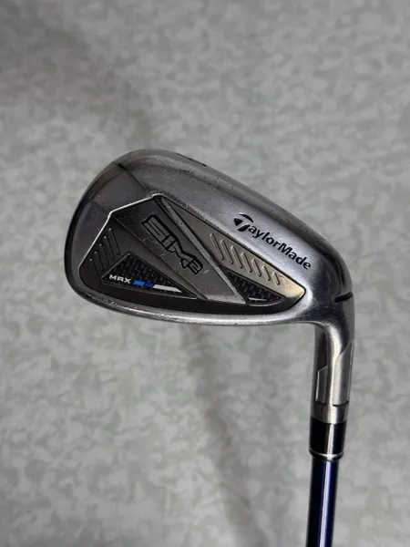 TaylorMade SIM2 MAX 9 Iron Regular Flex Ventus Blue 6R RH 36”