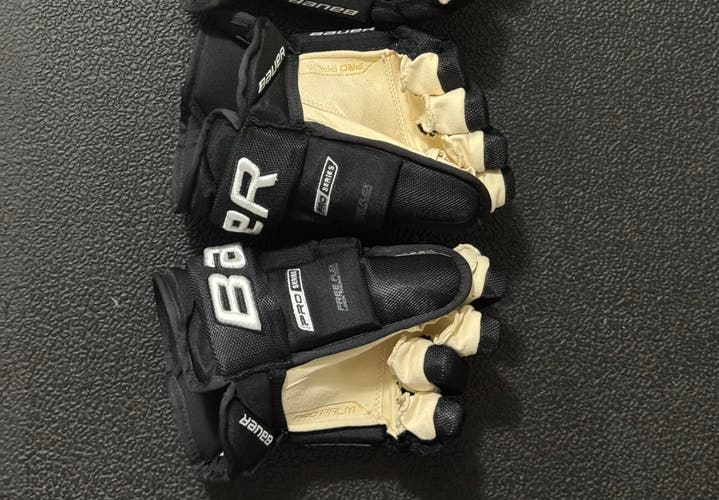 Bauer Pro Series Gloves 13" - ONE PAIR