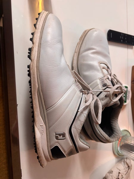 Men's Size M 10.0 (W 11.0) Footjoy Pro SL Golf Shoes (Used)