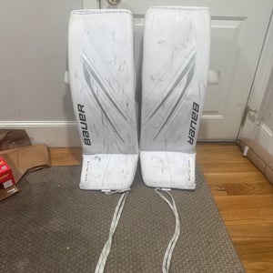 34" Bauer Hyperlite 2 Goalie Leg Pads (Used)