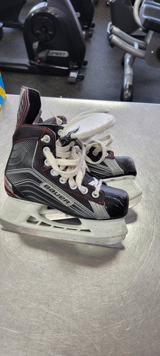 Used Bauer X200 Junior Hockey Skate Junior 01 11497-S000152189