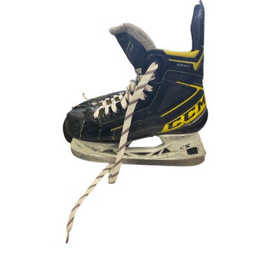 Used CCM 9380 Junior Hockey Skate Junior 04.5 11859-S000025562