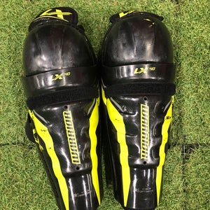 Junior Warrior Alpha LX 40 Shin Pads 11" (Used)