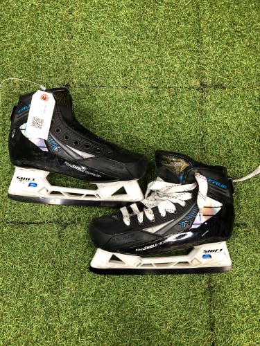 Senior True TF7 Hockey Goalie Skates Wide Width Size 6.5 (Used)