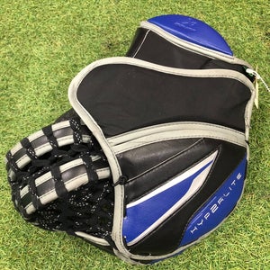 Senior Bauer Vapor Hyperlite 2 Goalie Glove Regular (Used)