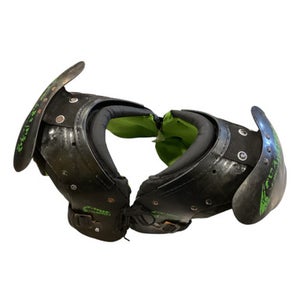 Used Champro YOUTH SHOULDER PADS FB Shoulder Pads Black XS 11884-S000052806