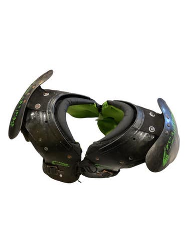Used Champro YOUTH SHOULDER PADS FB Shoulder Pads Black XS 11884-S000052806