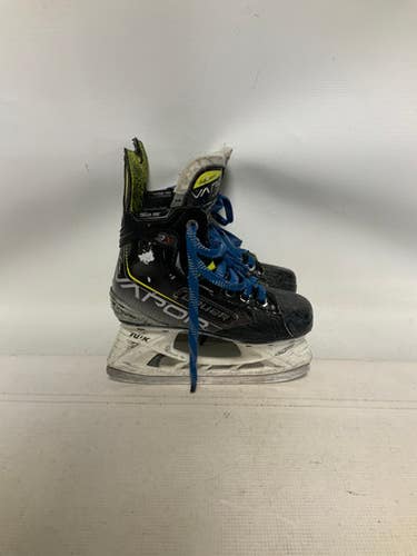 Used Bauer VAPOR 3X Junior Hockey Skate Junior 01 11823-S000034369