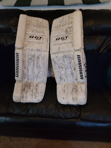 31"+1 Intermediate Warrior Ritual GT Goalie Leg Pads