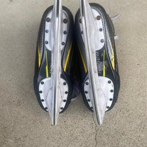 Bauer Supreme M5 Pro Hockey Skates 6.5 (Used)