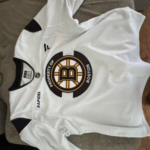 Bruins fanatics pro stock White Size 56 Men's Jersey (Used)