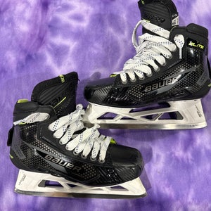 Senior Bauer Elite Hockey Goalie Skates Regular Width 8.5 (Used)