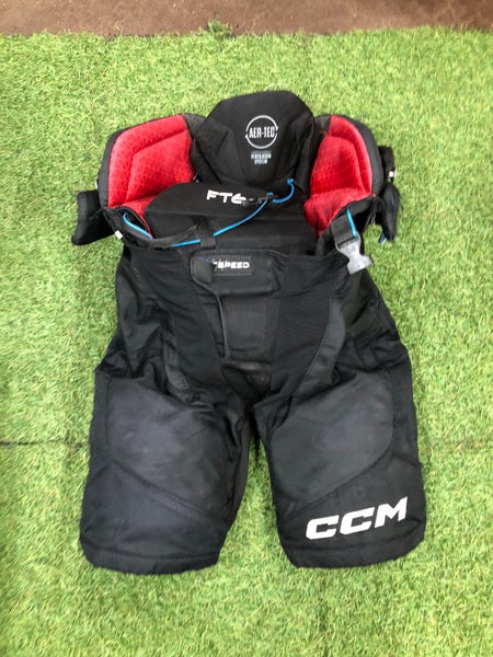 Black Junior Medium CCM Jetspeed ft6 Hockey Pants (Used)