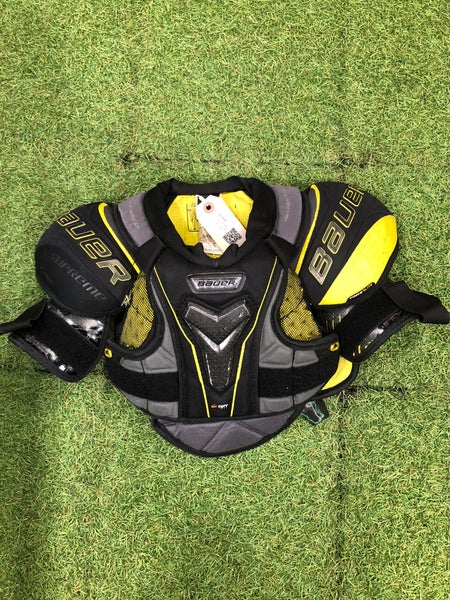 Medium Junior Bauer Supreme 1S Shoulder Pads (Used)
