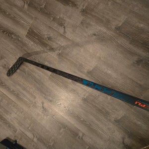 Senior CCM Vizion Left Hand Hockey Stick P29+1/4 (Used)