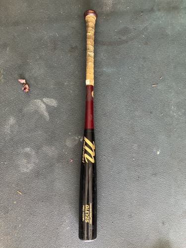 2023 Marucci GLEY25 Maple Bat (-3) 28 oz 31" (Used)