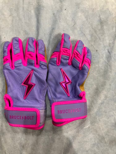 Purple Youth Small Bruce Bolt Batting Gloves (Used)