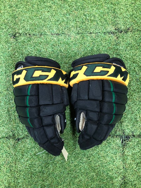 Black Junior CCM HG4PC Gloves 12" (Used)