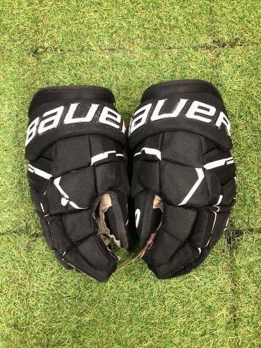 Black Senior Bauer Supreme M5 Pro Gloves 13" (Used)
