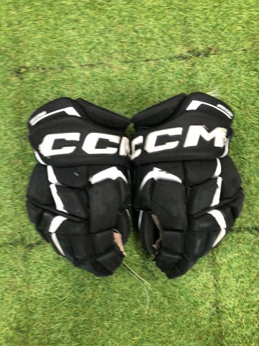 Black Senior CCM JetSpeed FT6 Pro Gloves 13" (Used)