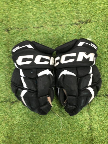 Black Senior CCM JetSpeed FT6 Pro Gloves 13" (Used)