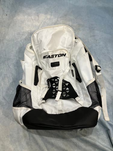 White Easton Walk Off Elite Bat Pack (Used)
