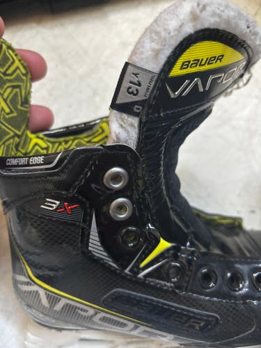 2023 Bauer Vapor 3X Hockey Skates Regular Width 13 (Used)