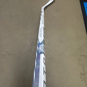 Junior Bauer Proto-R Right Handed Hockey Stick P92 (New) - WHITE