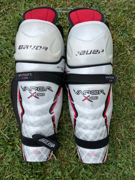 Intermediate Bauer Vapor X30 Shin Pads 13" (Used)