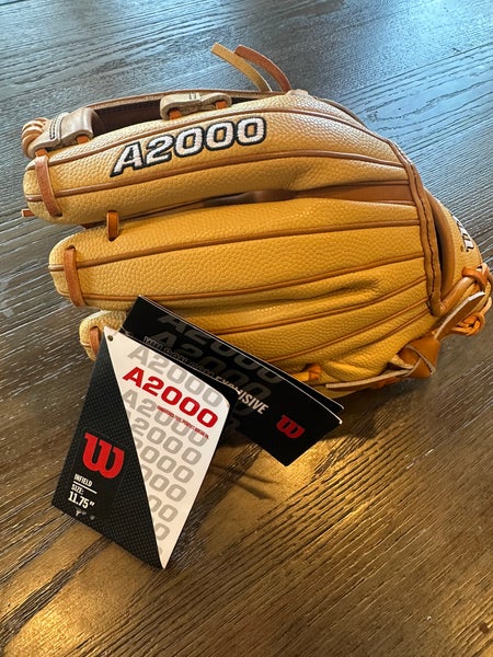 Wilson A2000 RH Infield Baseball Glove 11.75" (New)