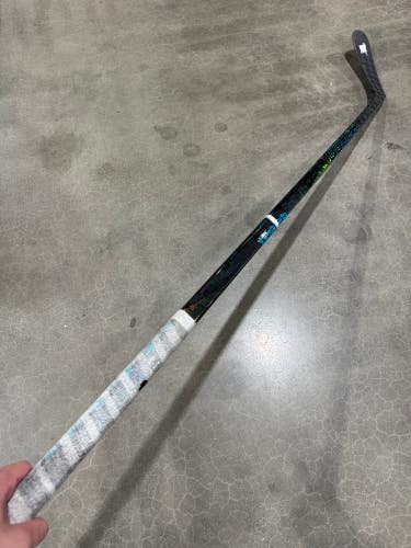 Senior Bauer Twitch Hockey Stick Left Hand P92 (Used)