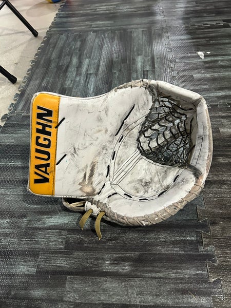 Vaughn VE8 Pro Carbon Regular senior Pro Stock (Used) Tristan Jarry Pittsburgh Penguins