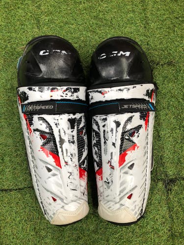 Intermediate CCM Jetspeed FT6 Shin Pads 13" (Used)