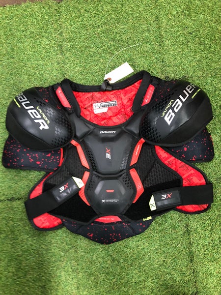 Medium Senior Bauer Vapor 3X Shoulder Pads (Used)