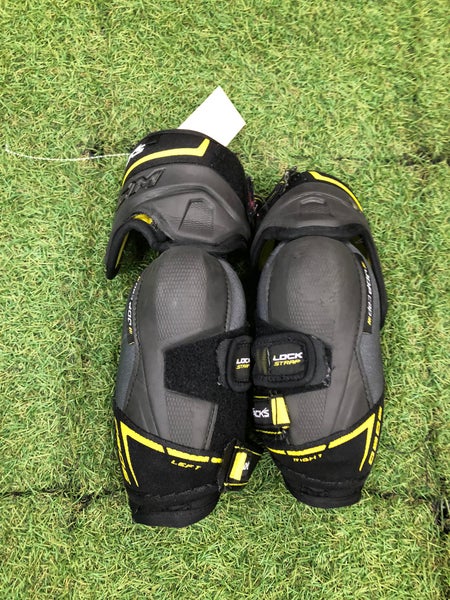 Junior Large CCM Tacks 9080 Elbow Pads (Used)