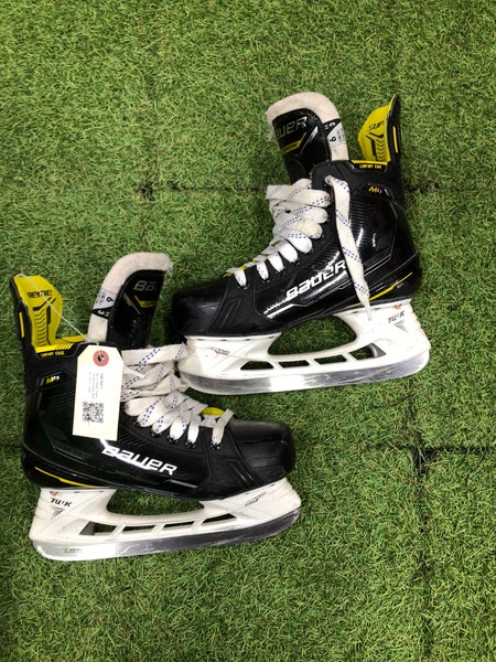 Senior Bauer Supreme M4 Hockey Skates Size 6.0 Fit 3 (Used)