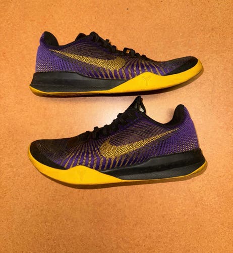 Men's Size M 8.0 (W 9.0) Nike Kobe Mentality Shoes (Used)