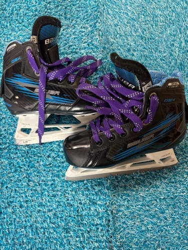Youth Bauer GSX Hockey Goalie Skates Regular Width 13.5 (Used)