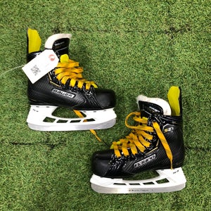 Youth Bauer Supreme S27 Hockey Skates Regular Width 12.5 (Used)
