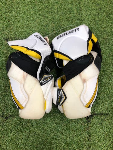 Senior Medium Bauer Supreme TotalOne Elbow Pads (Used)