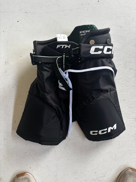 Women's Junior Small CCM Jetspeed FTW Hockey Pants (New)