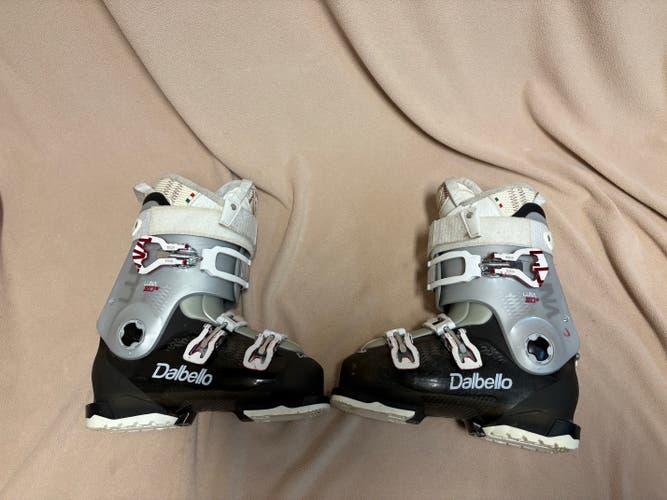 Mondo 24 & 24.5 Unisex Dalbello Luna 80s Ski Boots (Used)