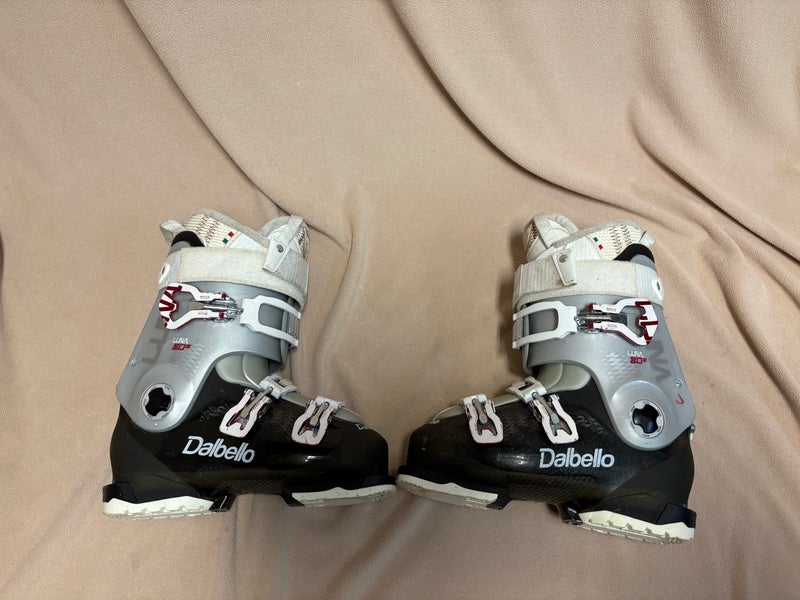 Mondo 24 & 24.5 Unisex Dalbello Luna 80s Ski Boots (Used)