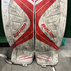 Red & White Bauer Vapor X900 Goalie Leg Pads (Used) | Senior Small