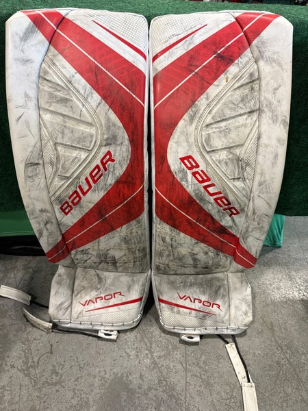 Red & White Bauer Vapor X900 Goalie Leg Pads (Used) | Senior Small