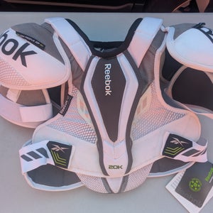 Junior Large Reebok 20K Shoulder Pads (New)